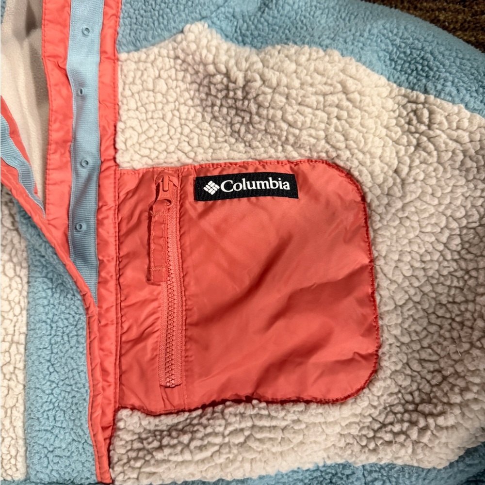 Columbia Blue and White Fleece Sweatshirt - Picture 2 of 5